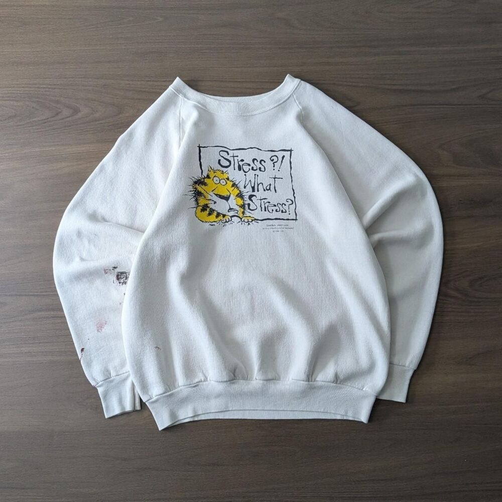 Vintage Distressed Paint Splattered Comic Stressed Cat Shoebox Crewneck White L